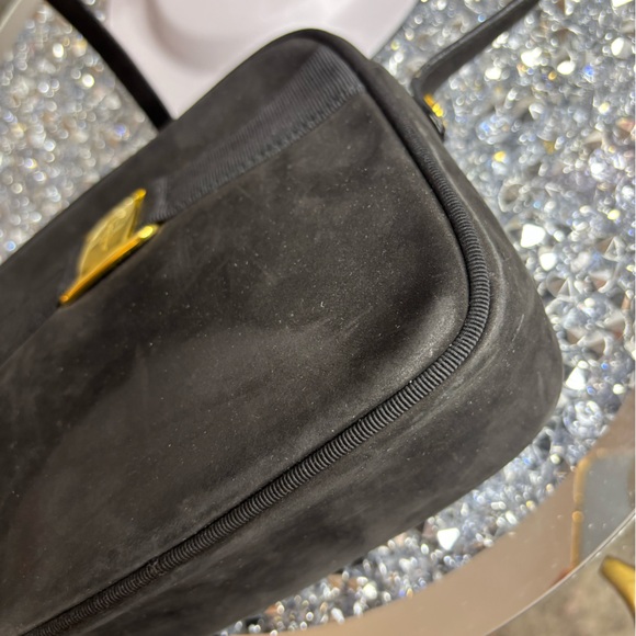 Salvatore Ferragamo vintage calfskin suede Vara shoulder bag GUC - Picture 11 of 13